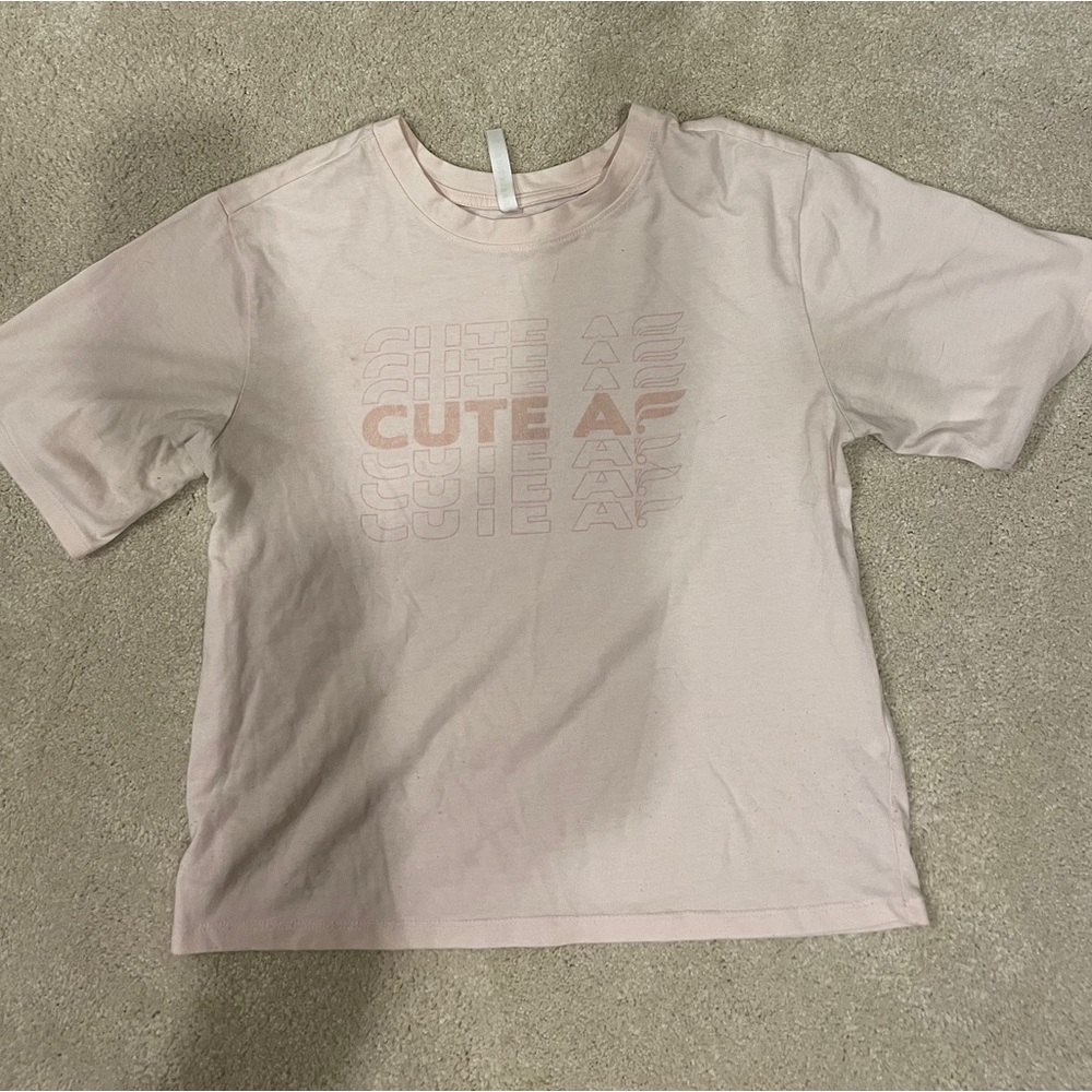 Pink crop tee